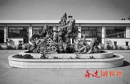 成立唐山市南宫28工贸有限公司，正式开启创业征程。