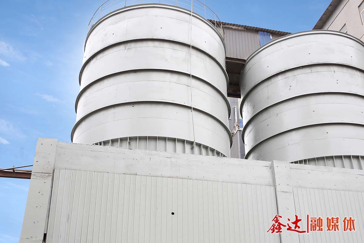 决战全年胜丨精心“备餐”保高炉，原料厂奋斗号角正响亮！